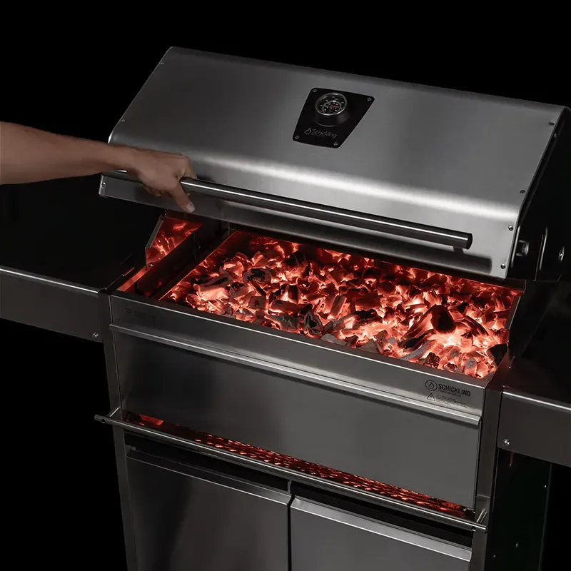 Deckel erweitert die Möglichkeiten des Holzkohlegrills Walter XL