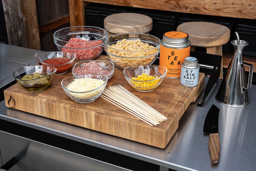 Zutaten für Pasta-Pizza-Sticks und Pesto-Pasta-Sticks