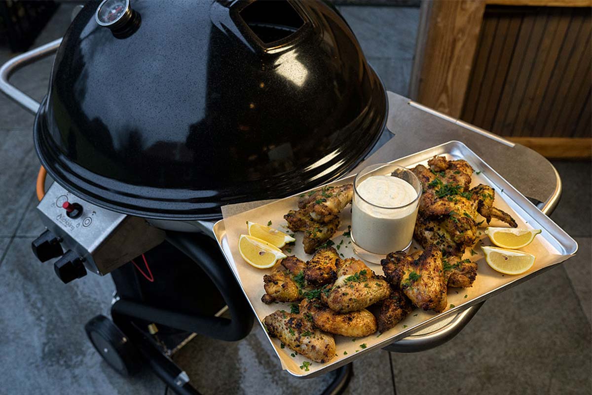 Rezept: CHICKEN WINGS MIT ALABAMA WHITE BBQ SAUCE