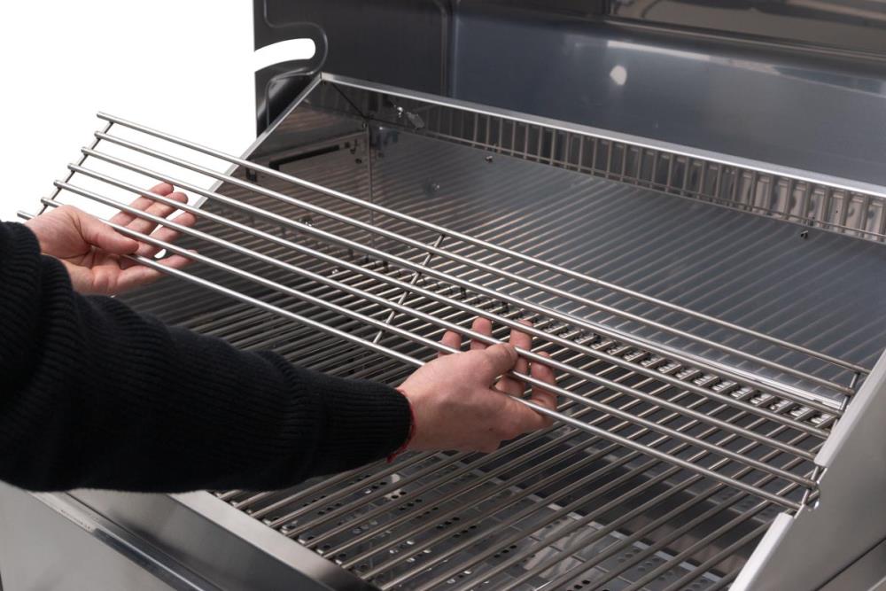 Das Warmhalterost kann auch komplett entfernt werden Das Warmhalterost kann auch komplett entfernt werden