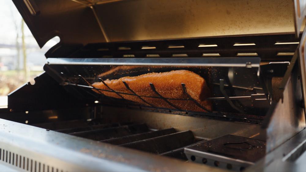 Flammlachsbrett XL  – in Aktion