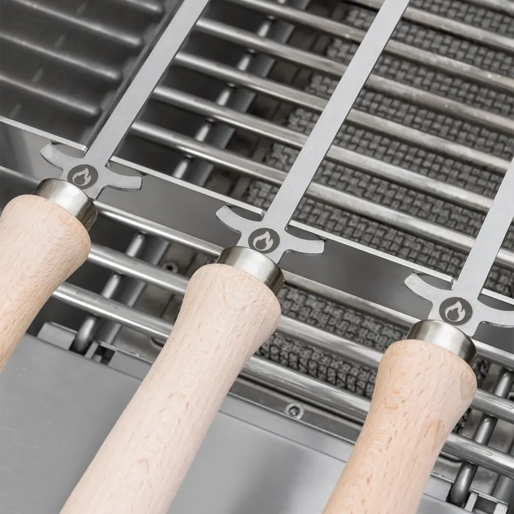 Spritzschutz 800°C Zone + 3 Grillspieße - für Rocket