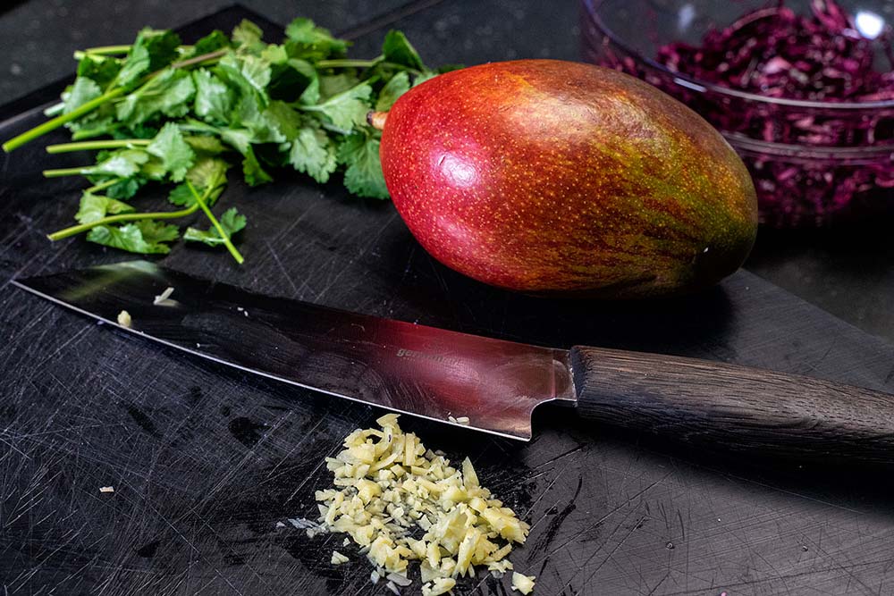 Mango & Ingwer einarbeiten