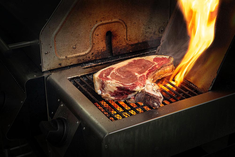 Fleisch angrillen