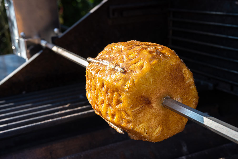 Ananas karamellisieren