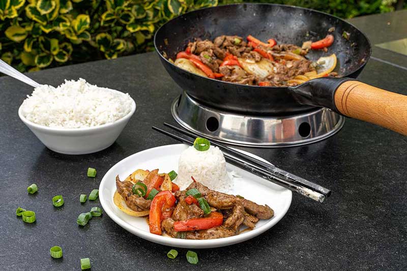 US Rinderfilet mit Gemüse aus dem Wok