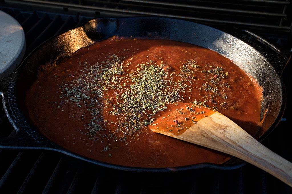 Tomatensauce kochen