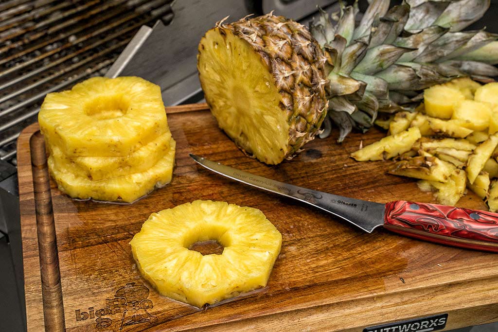 Ananas vorbereiten